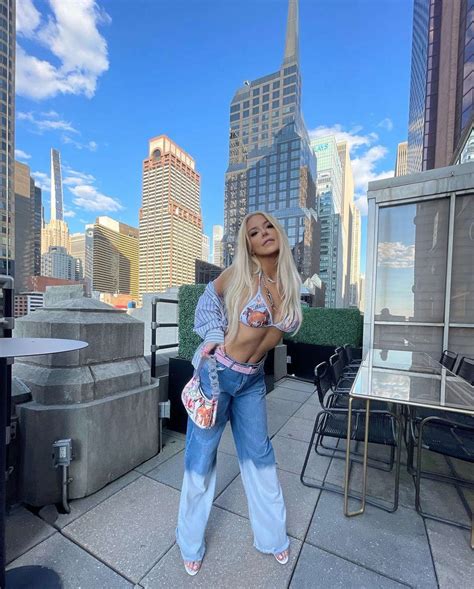 tana mongeau feet|(@tana.mongeaufeet) • Instagram photos and videos